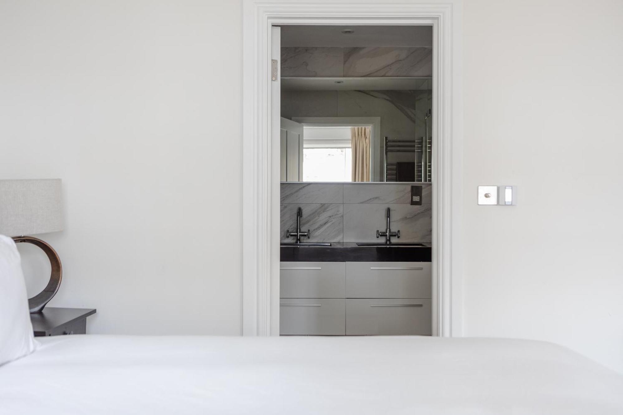 Number 53 - Stunning Maisonette With Parking In Kensington & Chelsea Londyn Zewnętrze zdjęcie